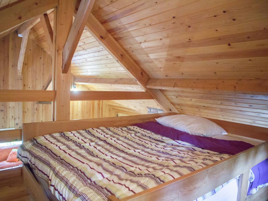 Luxurious Chalet In Oud Turnhout With Large Garden Villa Oud-Turnhout ภายนอก รูปภาพ